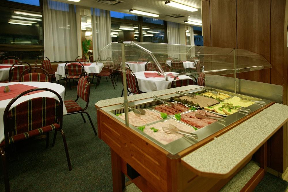 Hotel Krystal Prague Ngoại thất bức ảnh