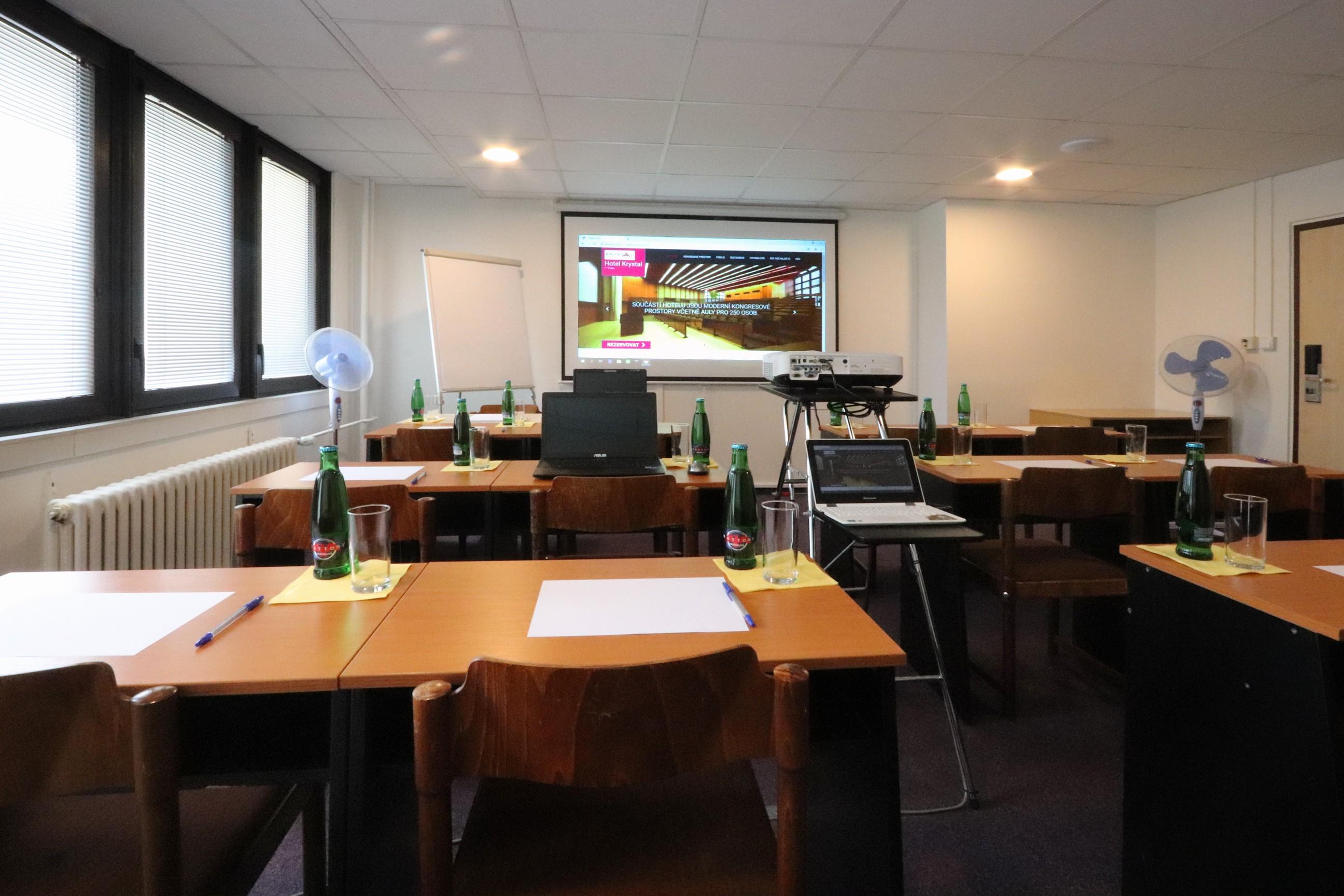 Hotel Krystal Prague Ngoại thất bức ảnh