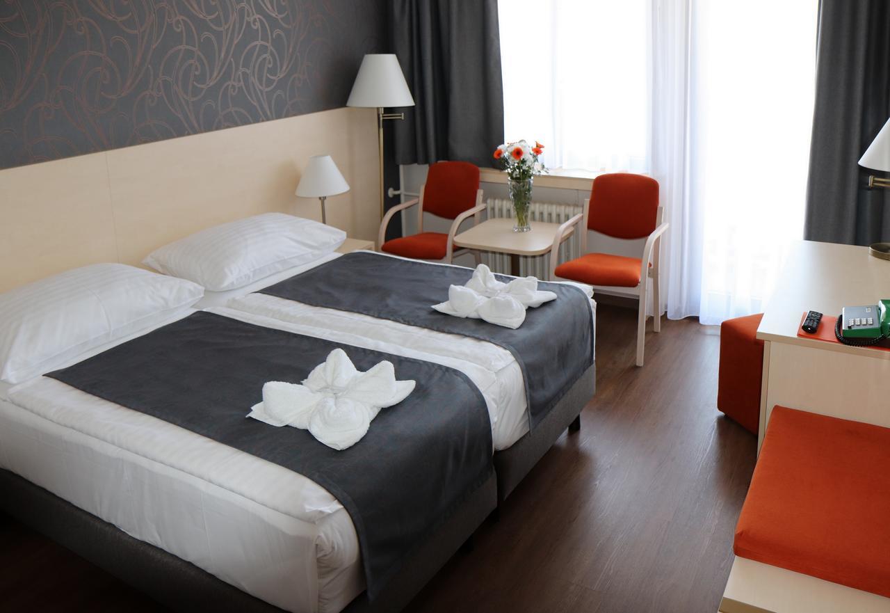 Hotel Krystal Prague Ngoại thất bức ảnh